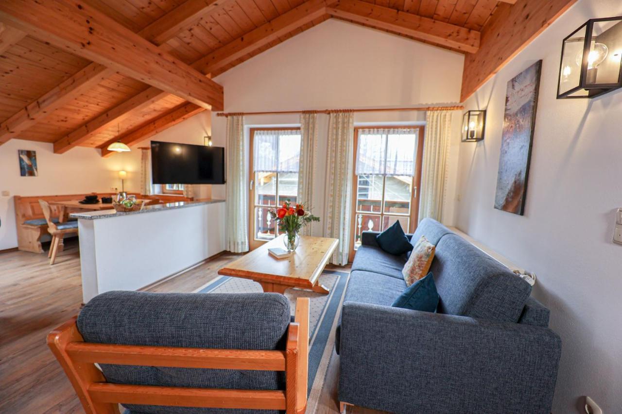Gaestehaus Almblick Schönau am Königssee エクステリア 写真
